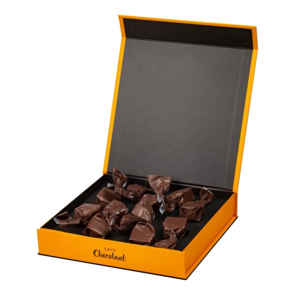 Estuche 150gr Bombón Praliné Dark Nuts